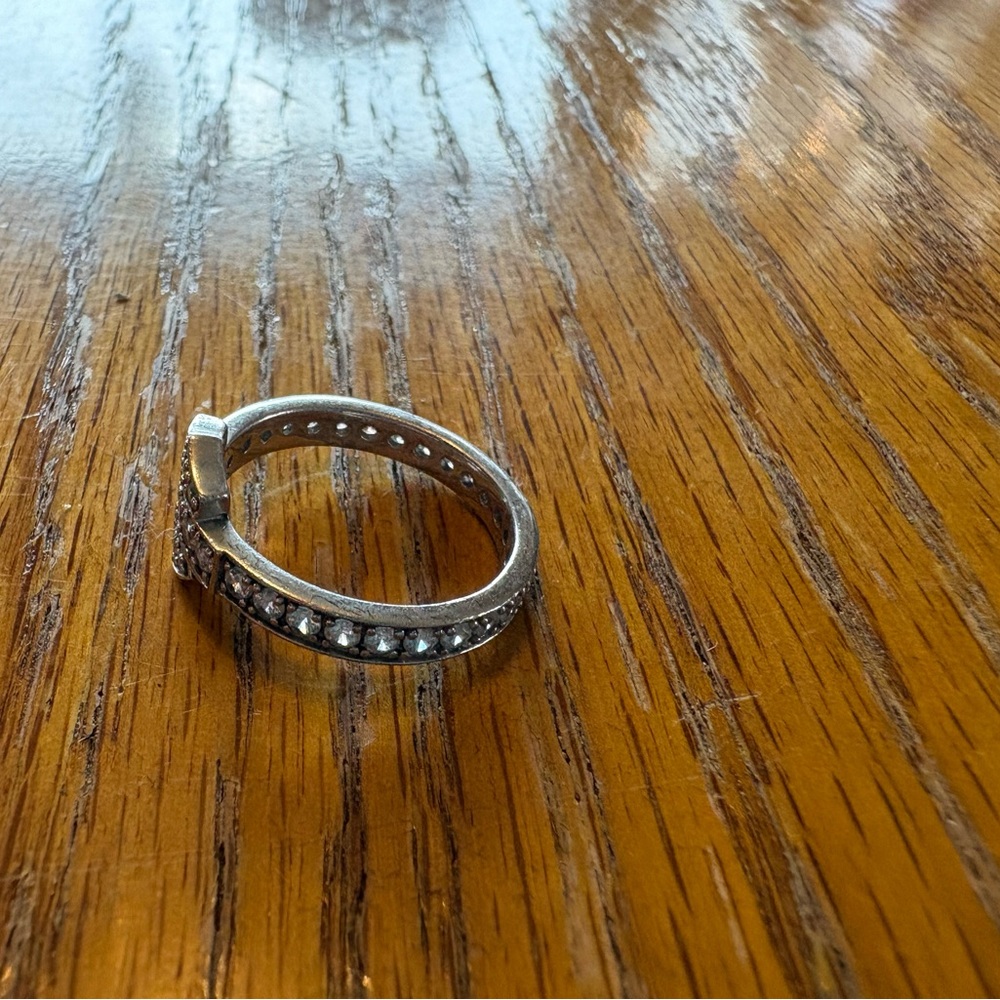 Harley-Davidson Silver Rhinestone Shield Ring - Picture 5 of 9